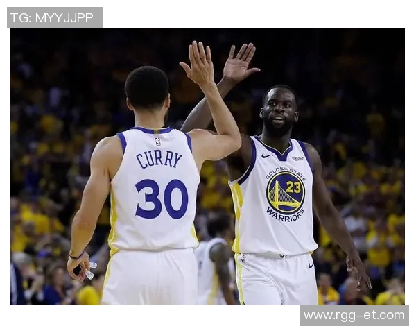 德雷蒙德格林在勇士队的领导力与战术价值分析