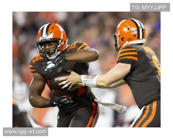 费耶诺德与精英激战正酣谁能在这场对决中笑到最后