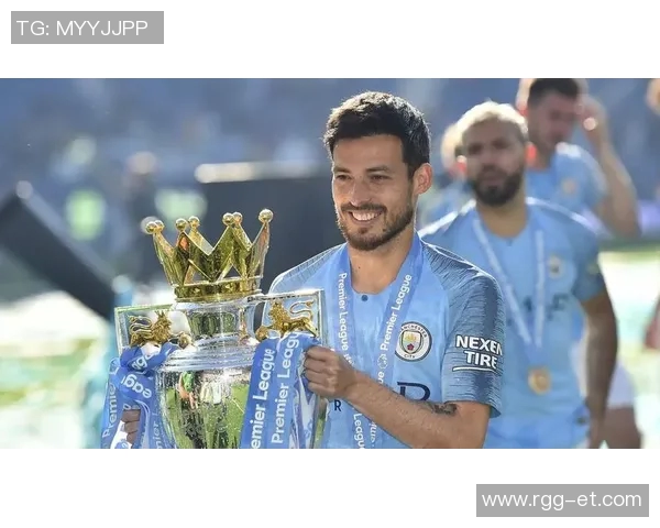 曼城官方宣布阿圭罗离队，球迷纷纷送别传奇射手