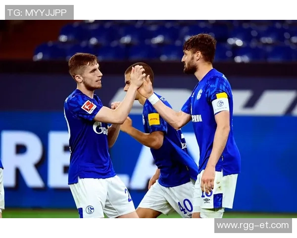 沙尔克04客场大胜勒沃库森拔得头筹关键胜利果实累累