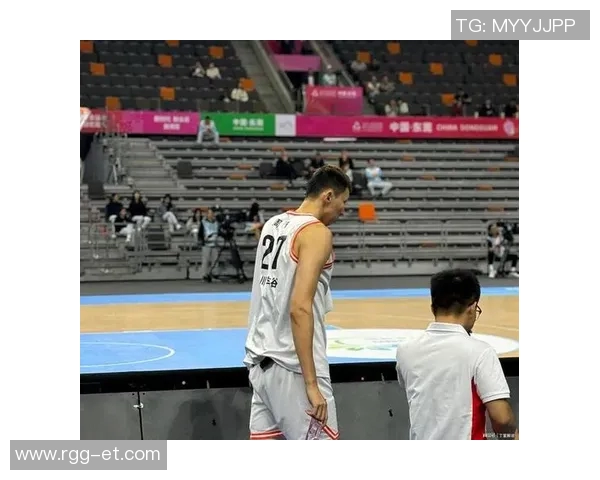 周琦因脚骨受伤缺席本赛季NBA比赛,或将缺席东京奥运会预选赛 周琦因脚骨受伤缺席本赛季NBA比赛,或将缺席东京奥运会预选赛