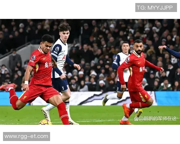 曼联与热刺在上海的精彩对决结果揭晓引发球迷热议