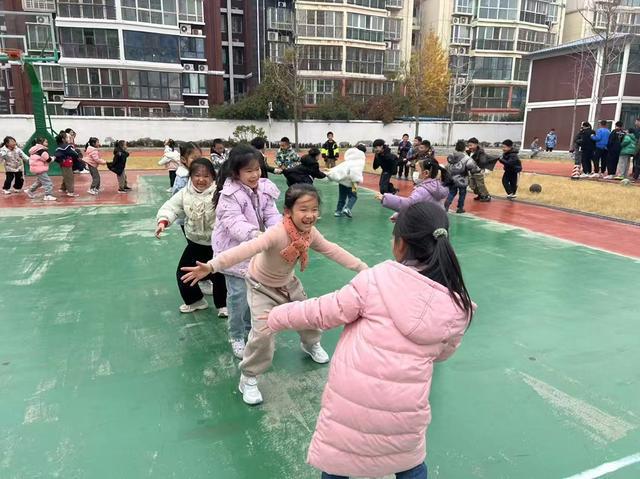 pg模拟器入口郑州管城区外国语牧歌小学：以特色体育课程绘牧歌教育华章(图3)